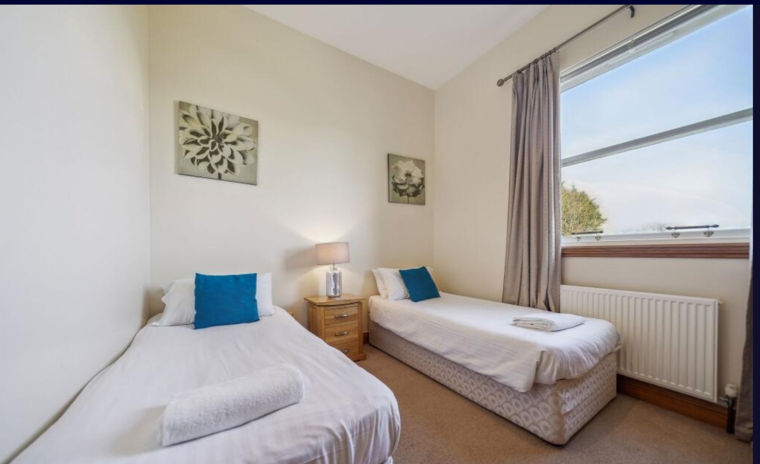 The twin bedroom at No. 15